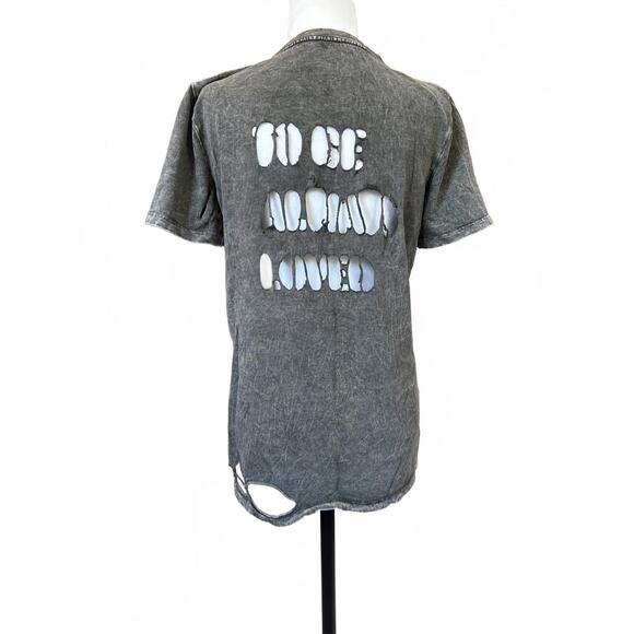 Distressed Gray Short Sleeve T-Shirt Size Small - Picture 2 of 10